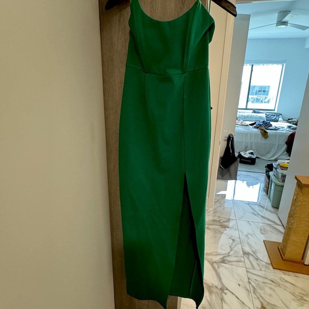 Green midi dress with slit